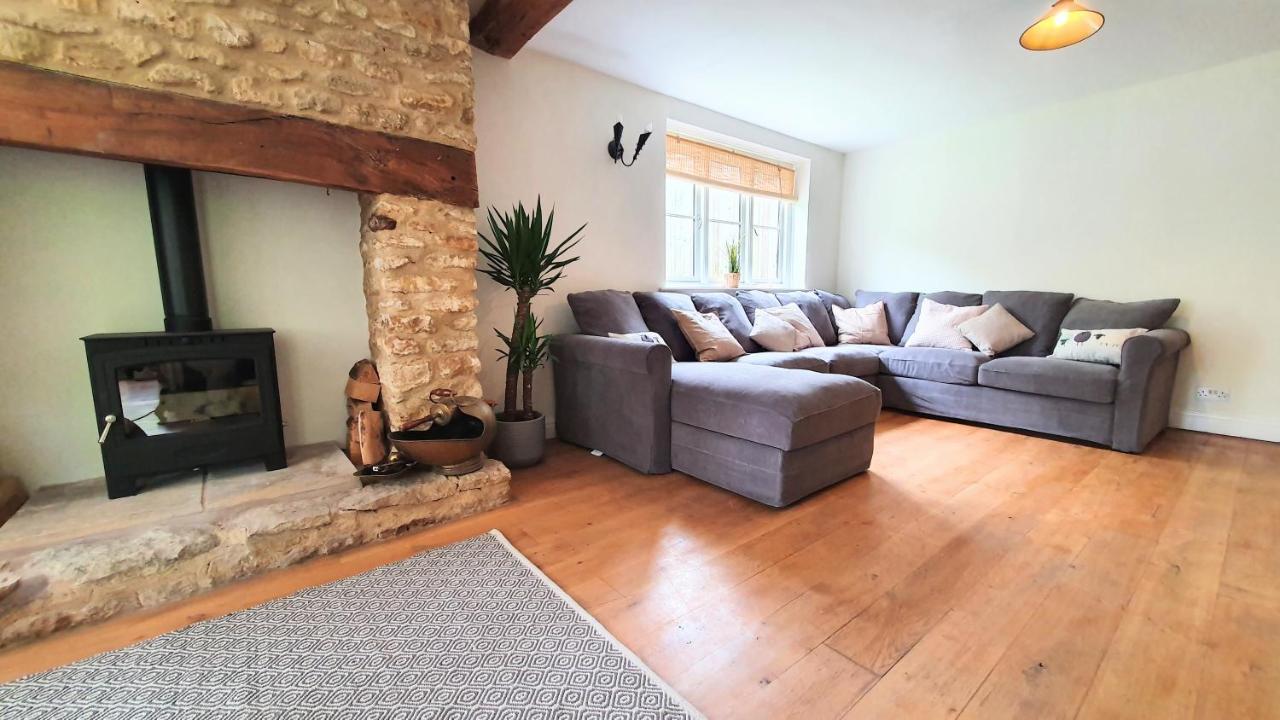 Glenfield Cottage - Secluded Luxury Deep In The Oxfordshire Countryside Wilcote Buitenkant foto
